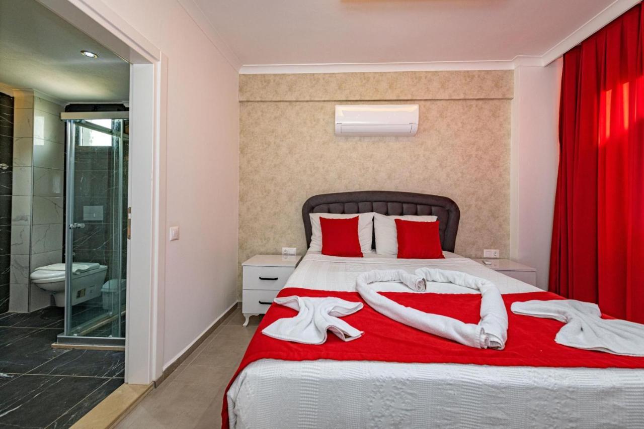 4 Bedroom Holiday Villa In Hisaroenue Oeluedeniz- Gold Rose Фетхие Экстерьер фото
