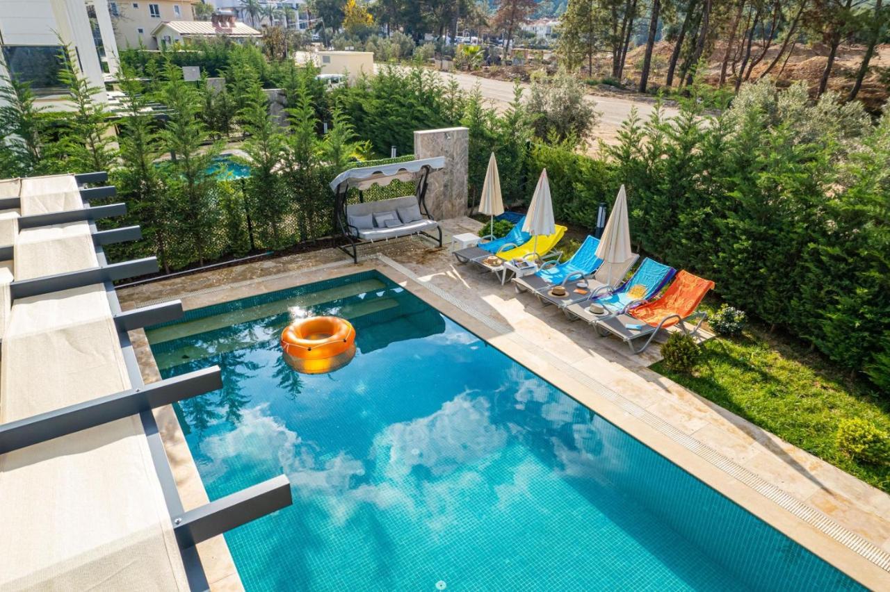 4 Bedroom Holiday Villa In Hisaroenue Oeluedeniz- Gold Rose Фетхие Экстерьер фото