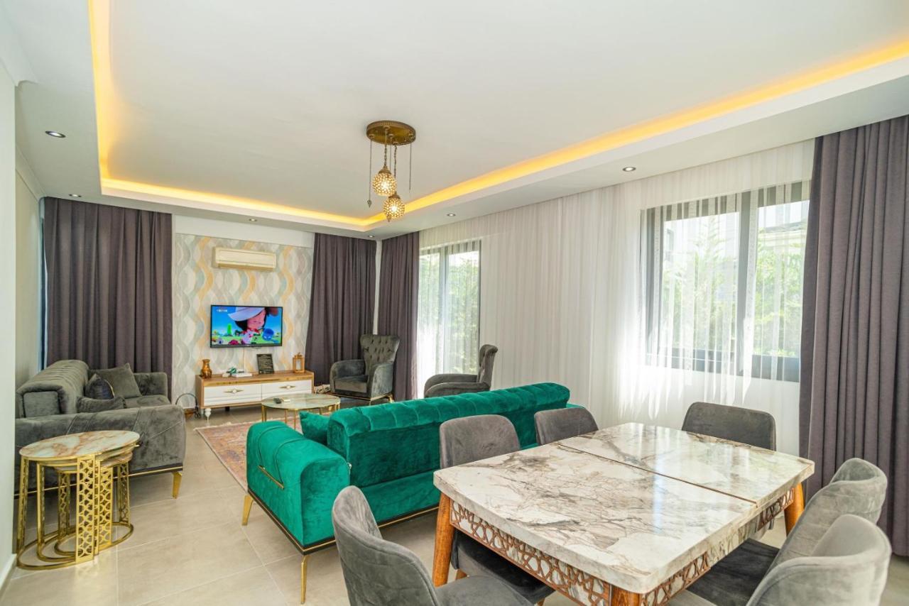 4 Bedroom Holiday Villa In Hisaroenue Oeluedeniz- Gold Rose Фетхие Экстерьер фото